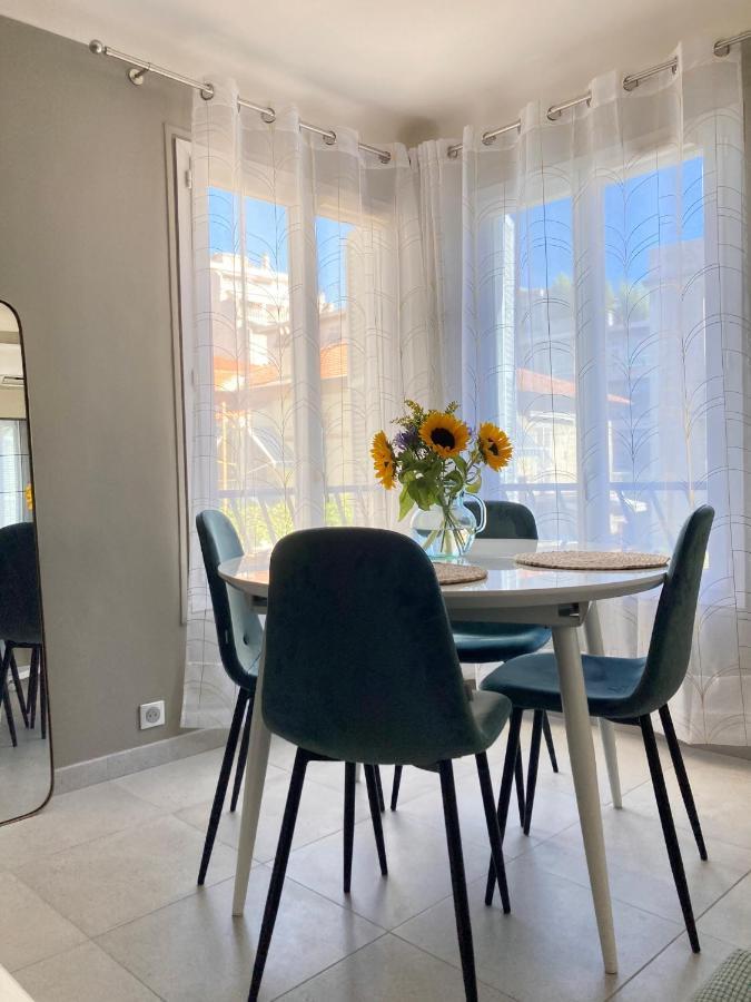 Nice West Cosy Flat Balcony, Near Airport, Train, Beach, Public Transport, Supermarket, Comfortable And Well Equipped Apartment Exterior photo