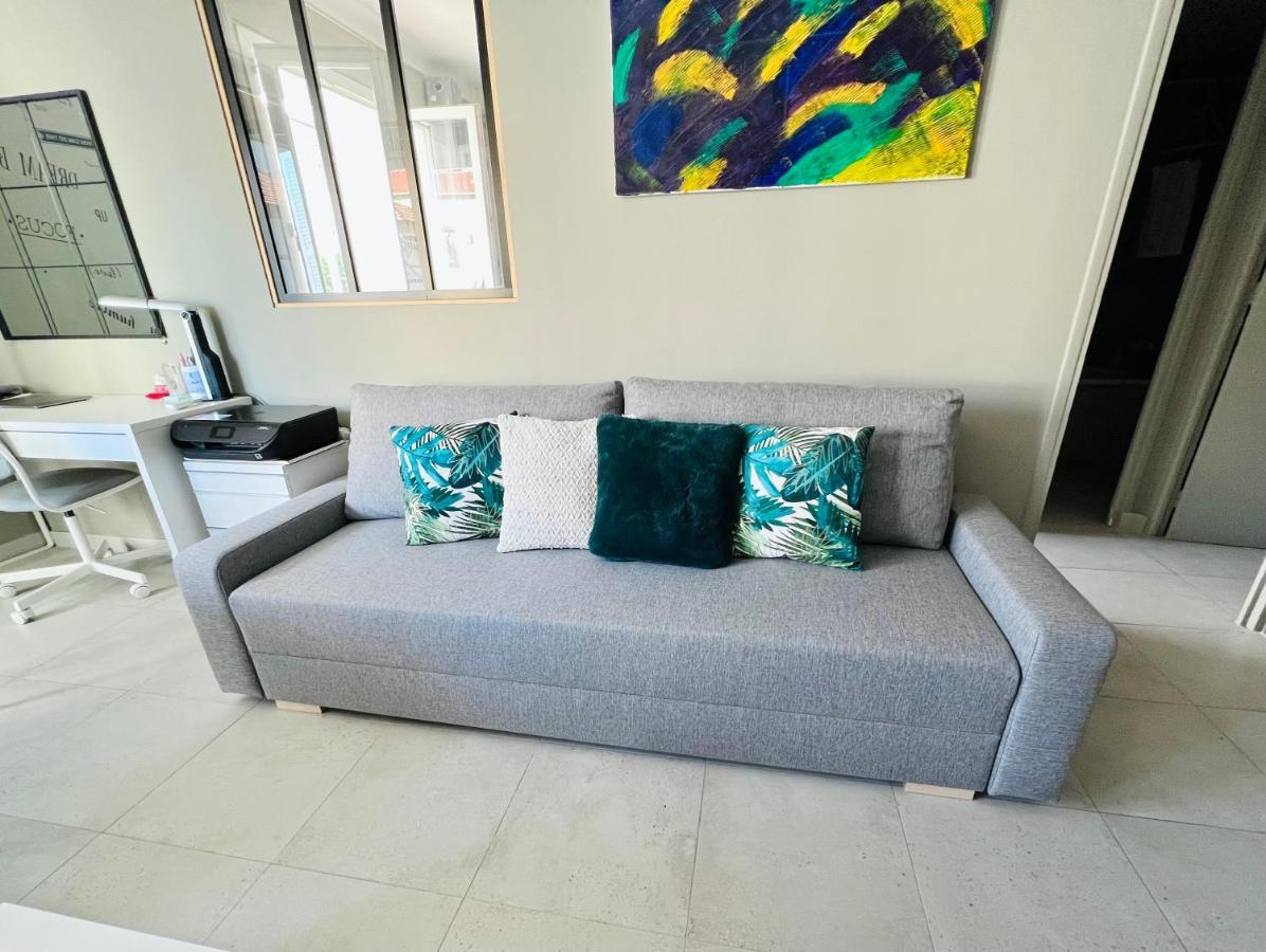 Nice West Cosy Flat Balcony, Near Airport, Train, Beach, Public Transport, Supermarket, Comfortable And Well Equipped Apartment Exterior photo