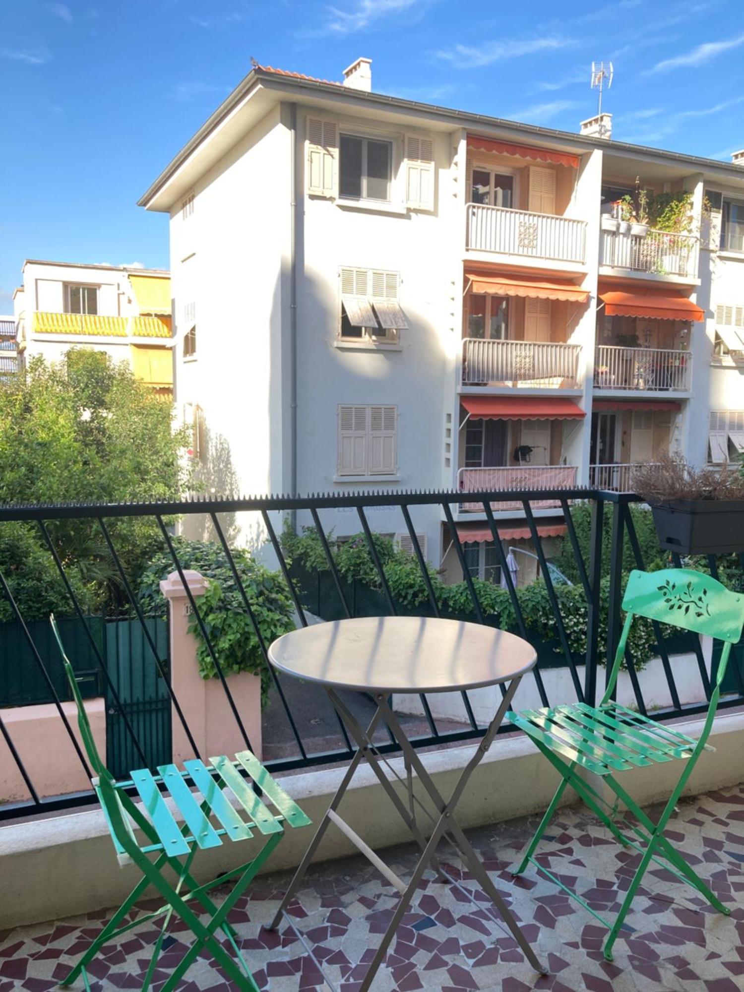 Nice West Cosy Flat Balcony, Near Airport, Train, Beach, Public Transport, Supermarket, Comfortable And Well Equipped Apartment Exterior photo